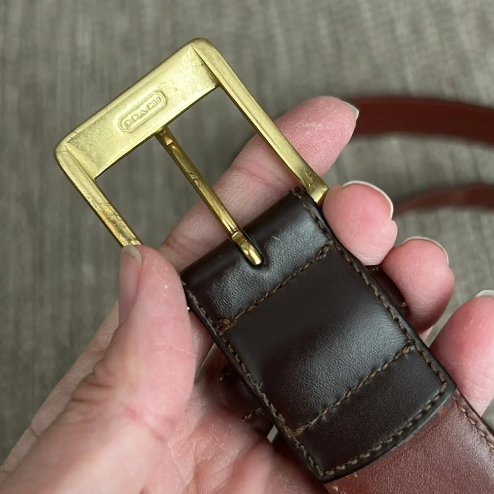 COACH Classic Brown Leather Genuine Calfskin and Solid Brass Belt size 42